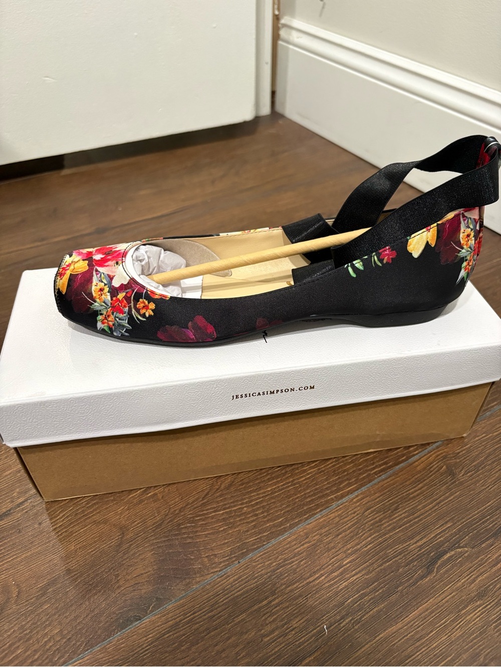 Jessica Simpson Black Floral Cross-Strap Ballet Flats